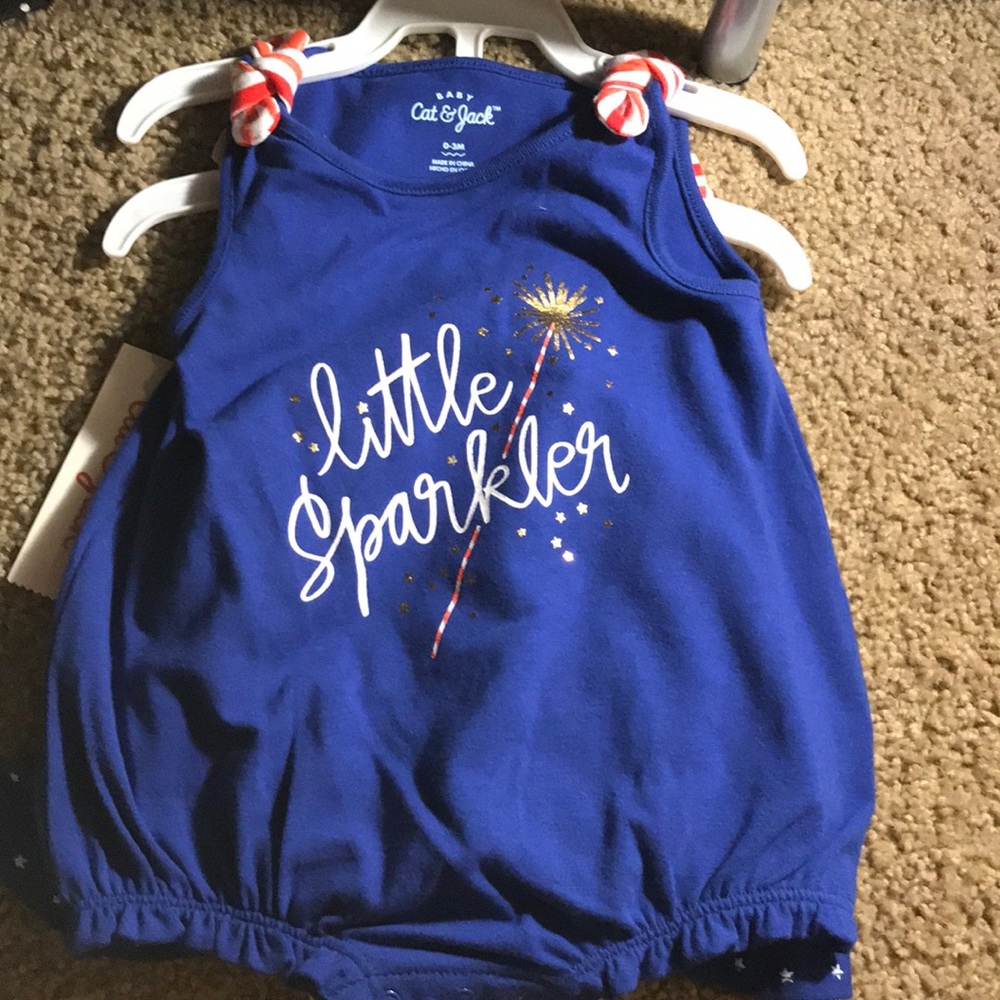 Little girl out fit